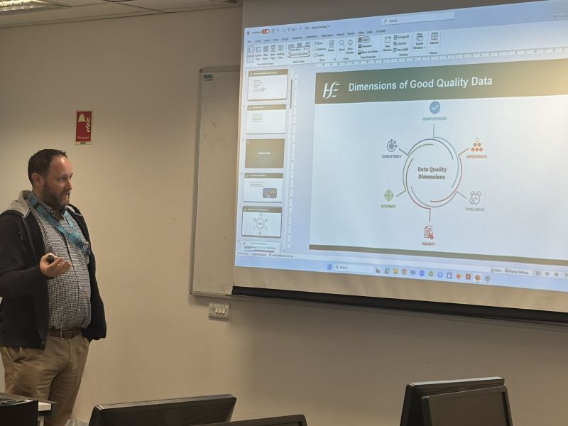 Dave guest lecturing 2